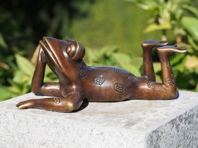 Petite grenouille - Statue en bronze