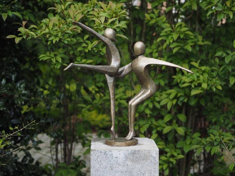 Statue en bronze : Couple de Danseurs