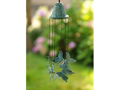 Statue en bronze : Carillons avec des papillons
