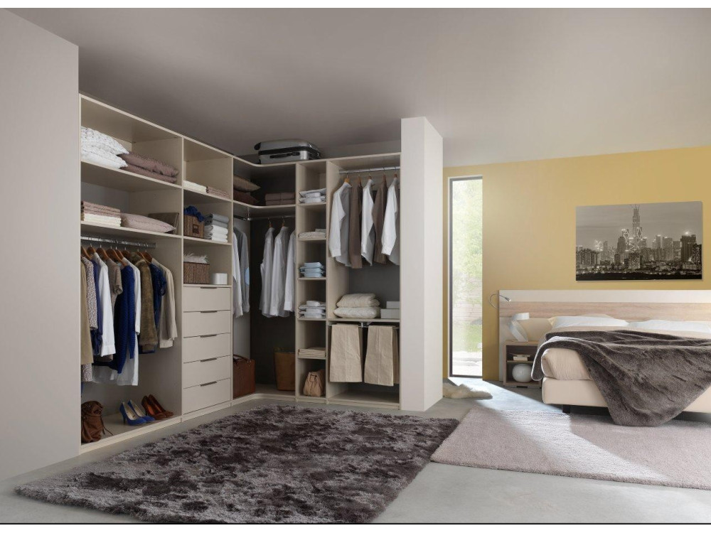 Aménagement intérieur de placard 